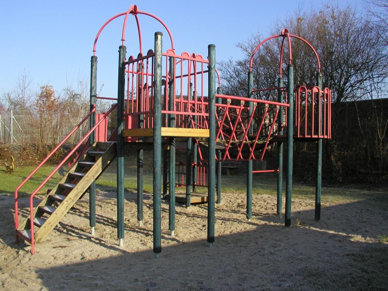 
    
            
                    Spielplatz Freihofgärten
                
        
